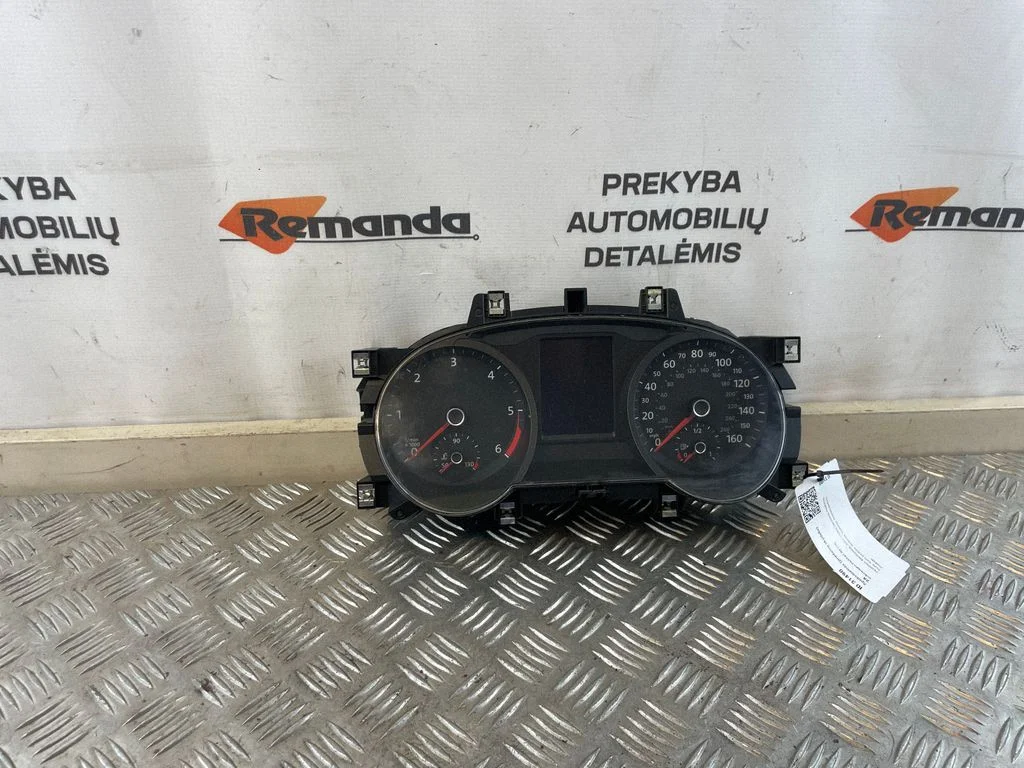 Spidometrs (instrumentu panelis) 3G0920941A