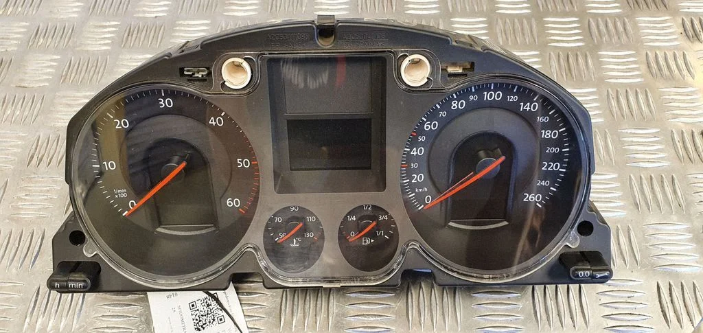 Speedometer (instrument cluster) A2C53194181