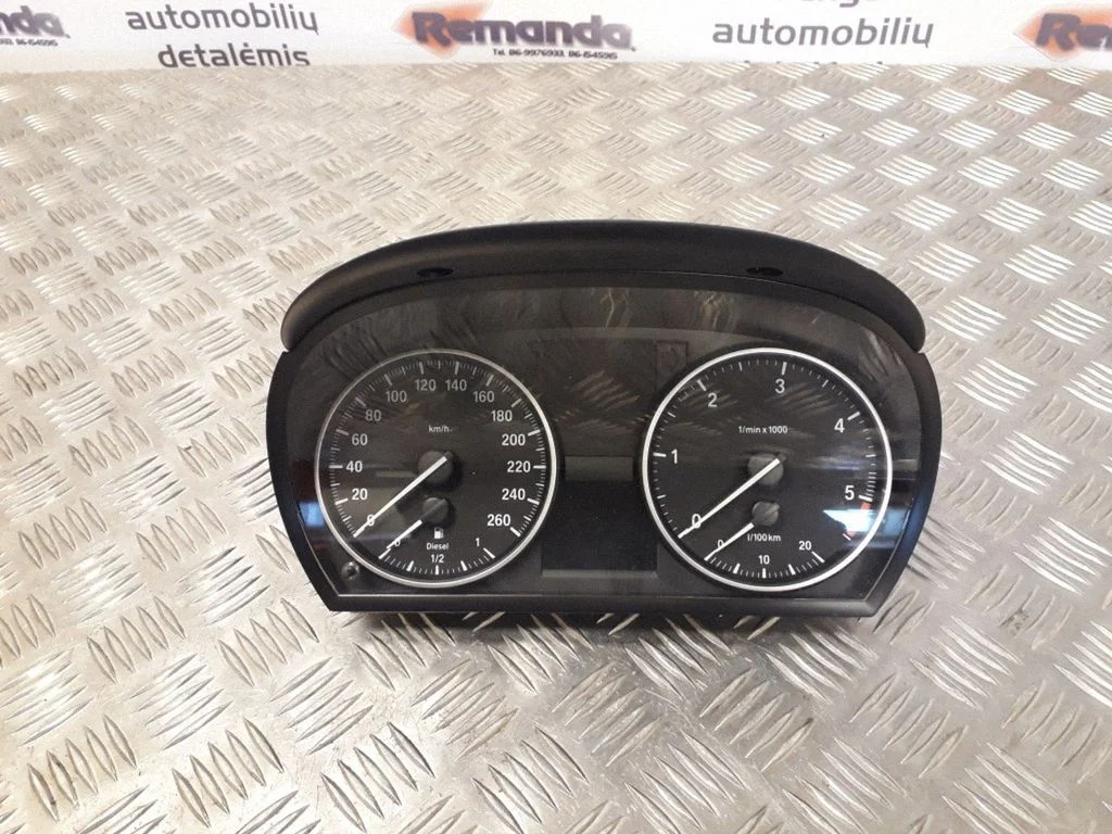 Spidometrs (instrumentu panelis) 9187060