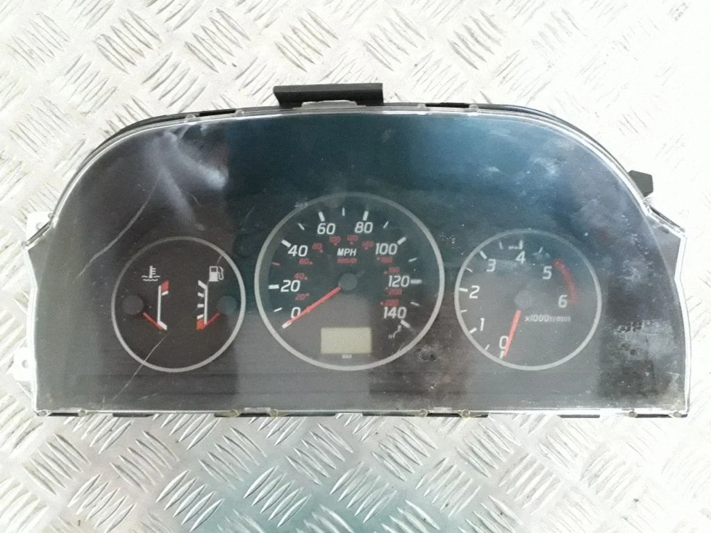 Speedometer (instrument cluster) – Nissan X-Trail T30 (2001-2007)