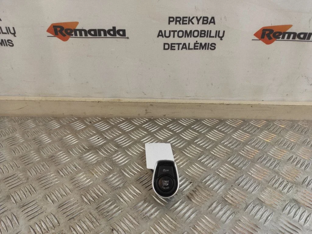 Automobilio užvedimo jungtukas