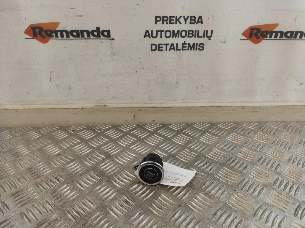 Automobilio užvedimo jungtukas