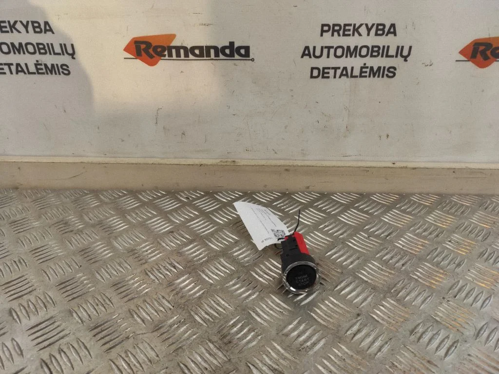 Automobilio užvedimo jungtukas