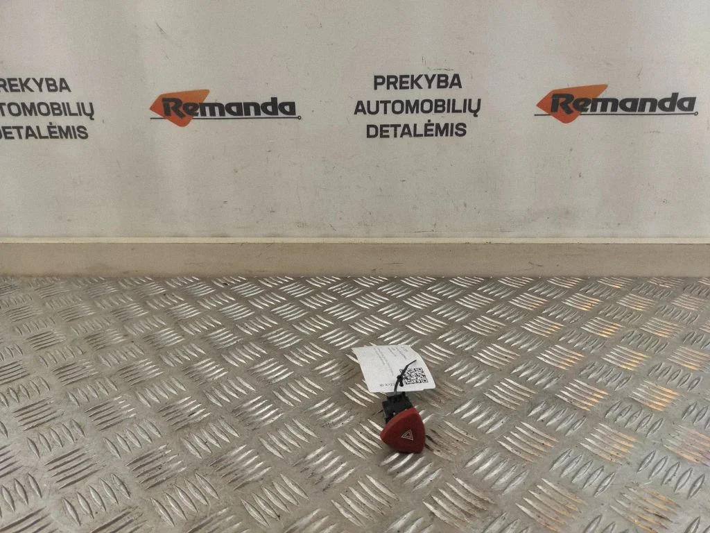 Włącznik świateł awaryjnych 442724A