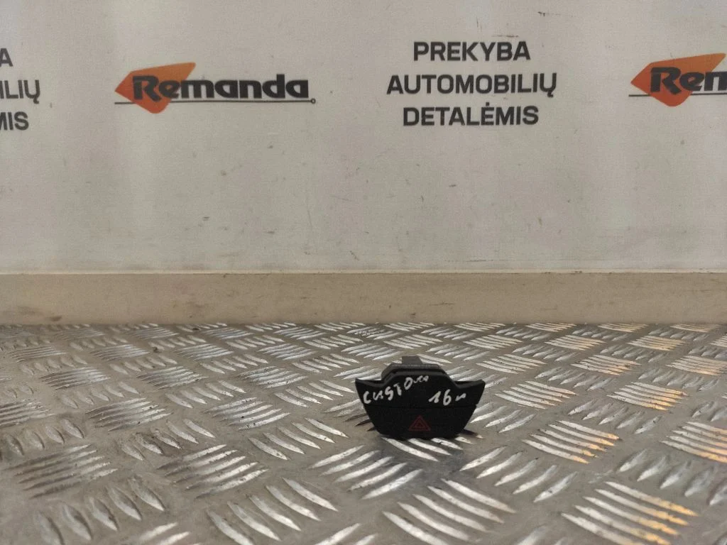 Avarinių žibintų jungtukas