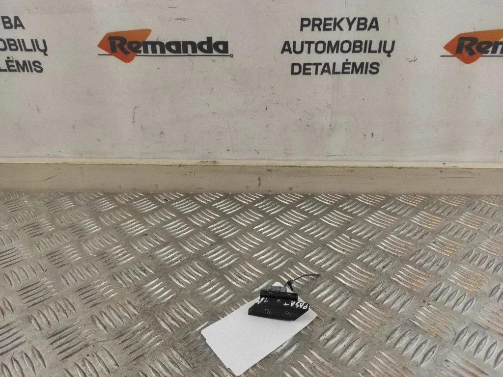 Centrinio užrakto jungtukas