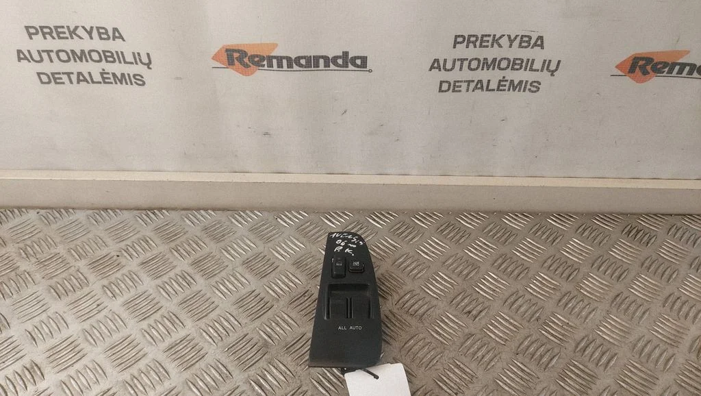 Elektrisko logu slēdzis 7423205150
