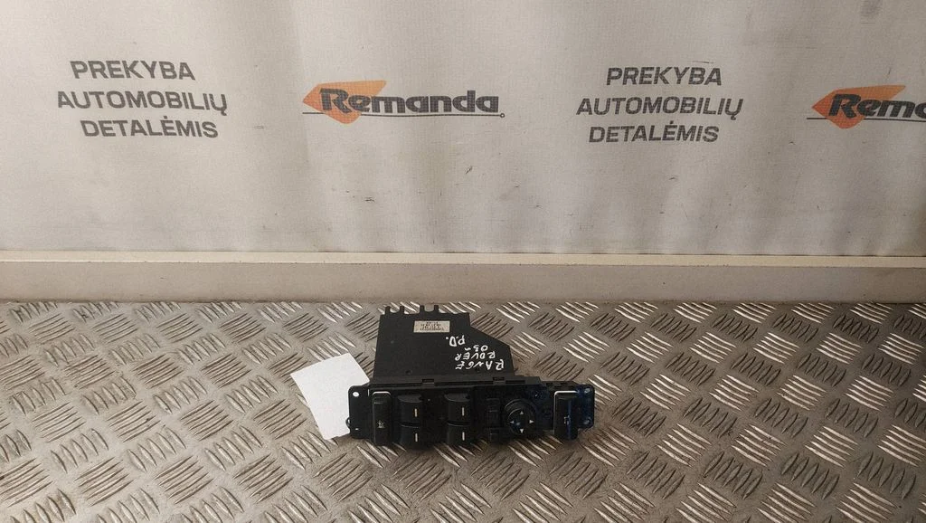 Elektrinių langų jungtukas
