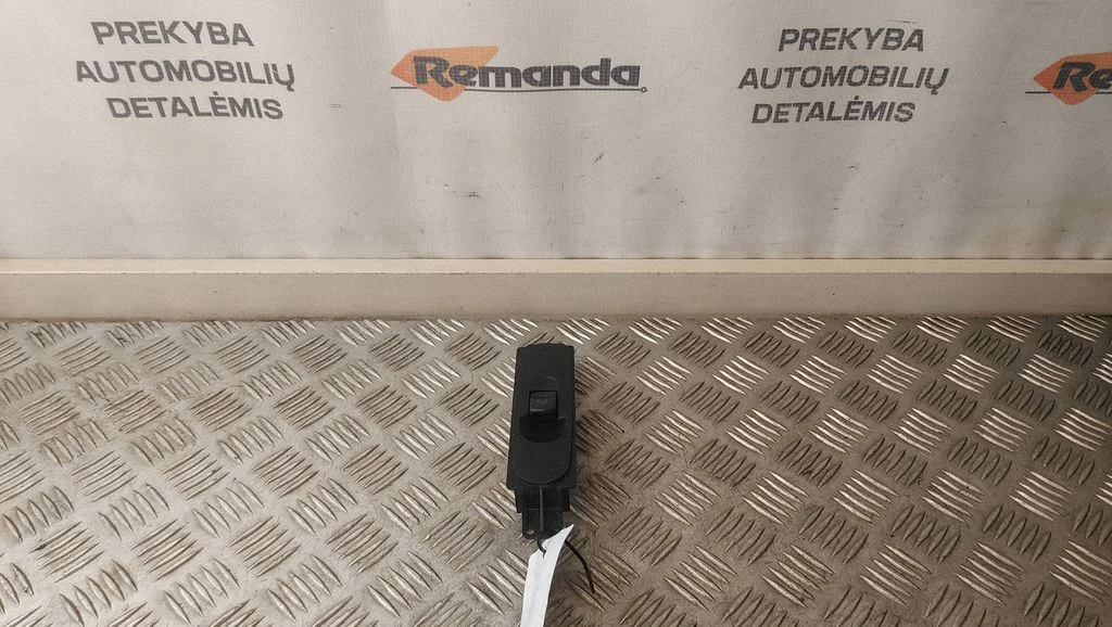 Elektrinių langų jungtukas