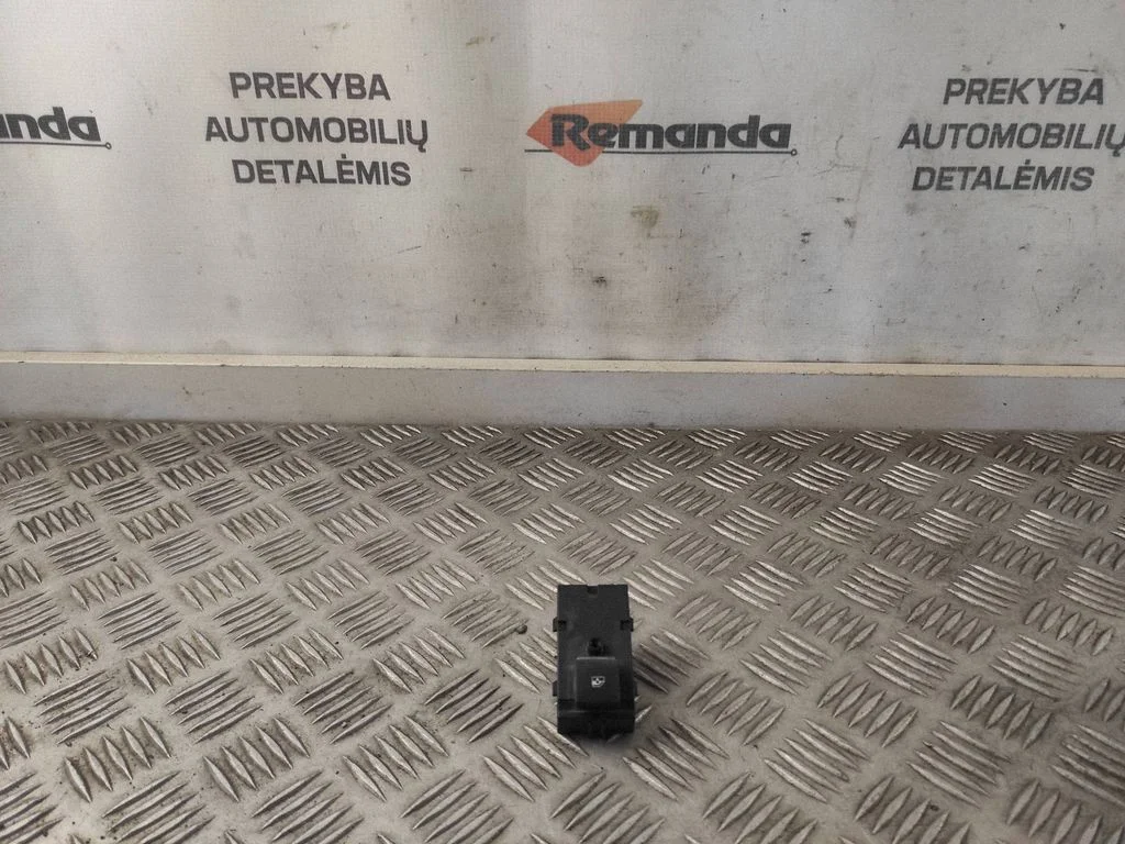 Elektriaknate lüliti 13301888