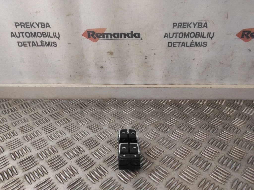Elektrinių langų jungtukas