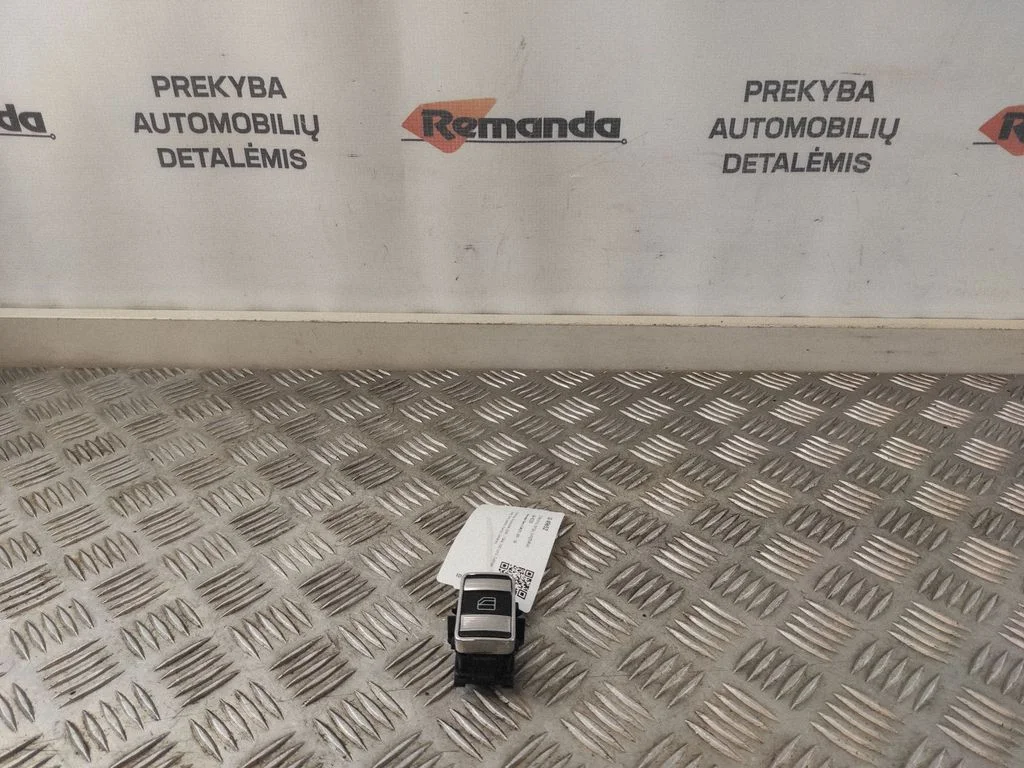 Elektrisko logu slēdzis A2218706051