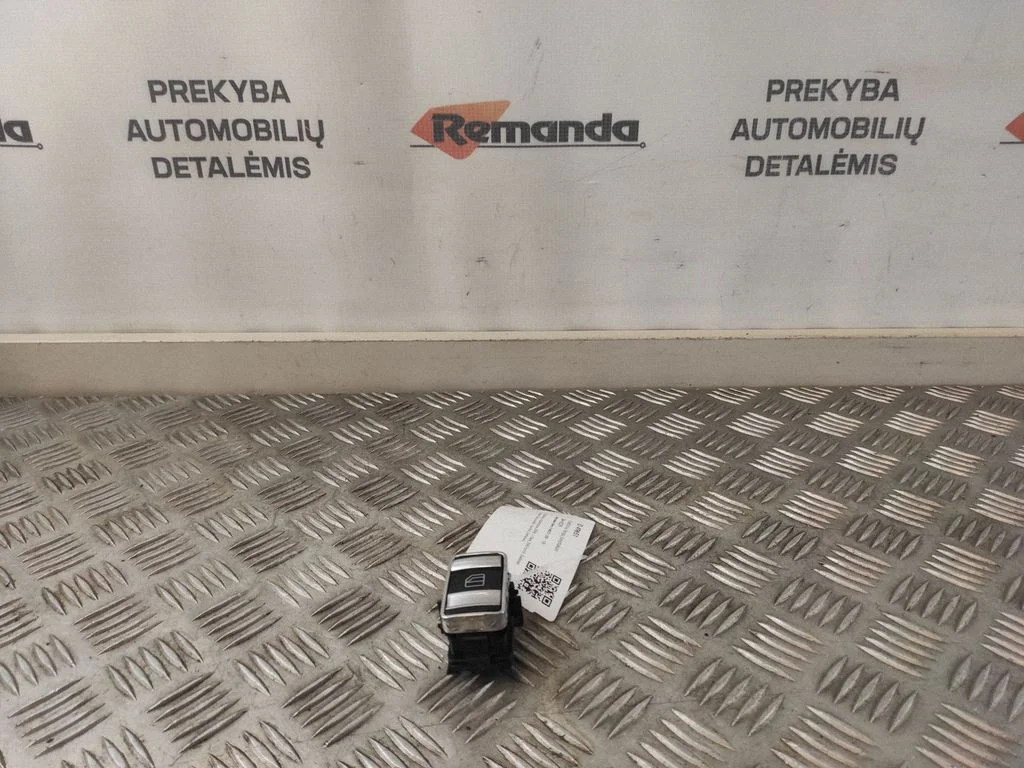 Elektrisko logu slēdzis A2218706051