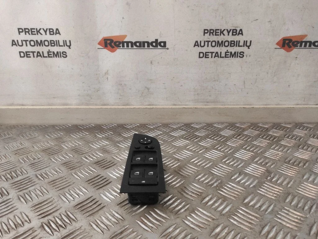 Elektrisko logu slēdzis 9217332