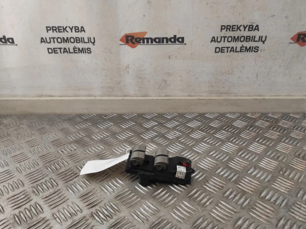 Elektrinių langų jungtukas