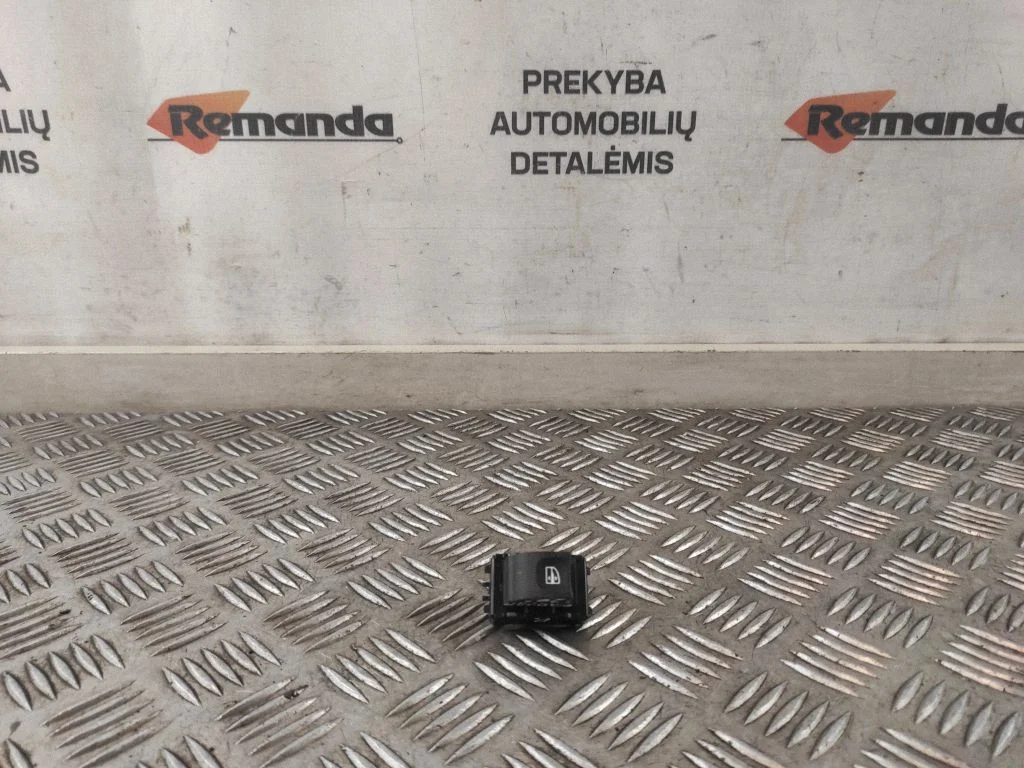 Elektrinių langų jungtukas