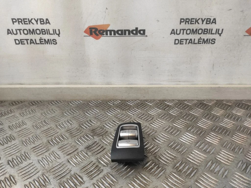 Elektrisko logu slēdzis A22290518059051