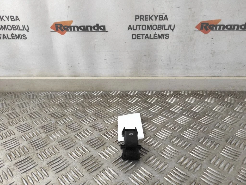 Elektrinių langų jungtukas