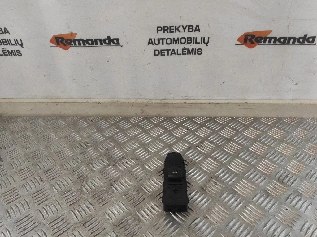 Elektrinių langų jungtukas
