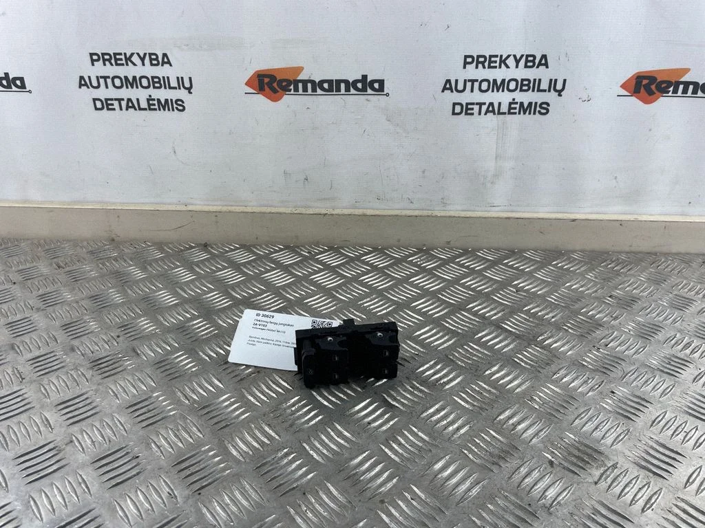 Electric window control switch 5G0959857B