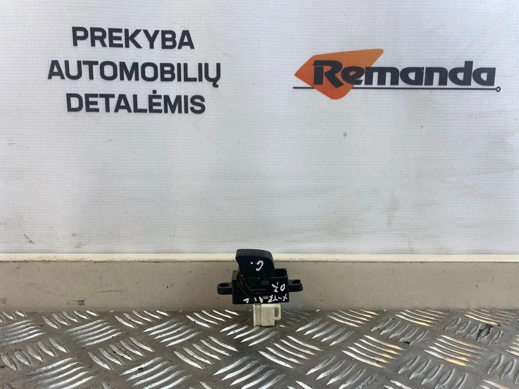 Electric window control switch – rear
