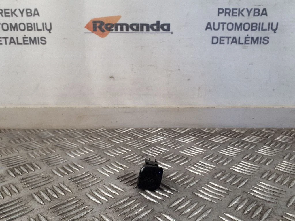 Kiti jungtukai/ rankenėlės/ perjungėjai