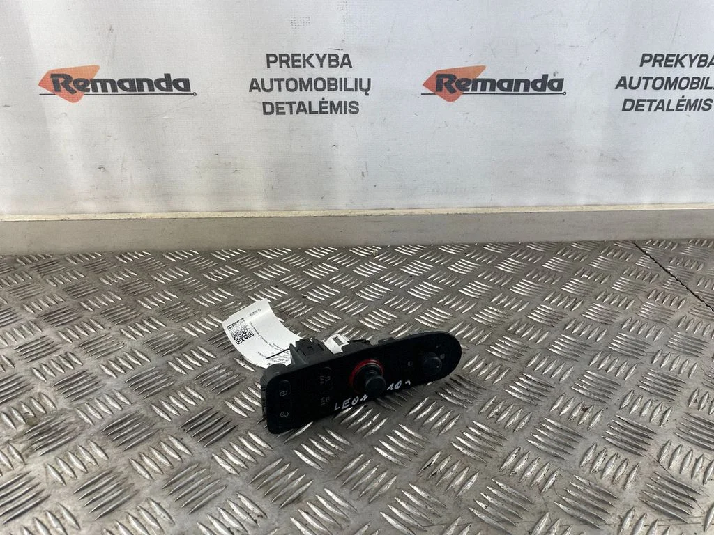 Pozostałe przełączniki i pokrętła 5P0853263