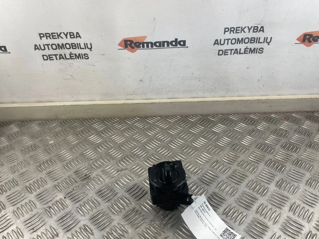Gaismu slēdzis A9065450104
