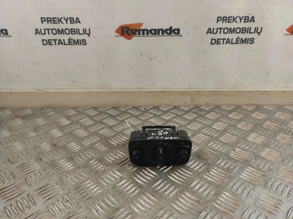 Light switch – Ford S-MAX (2006-2015)