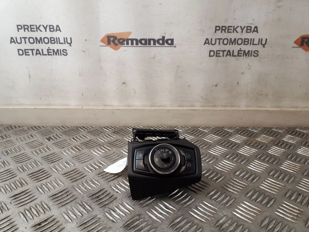 Gaismu slēdzis BM5T13A024CB