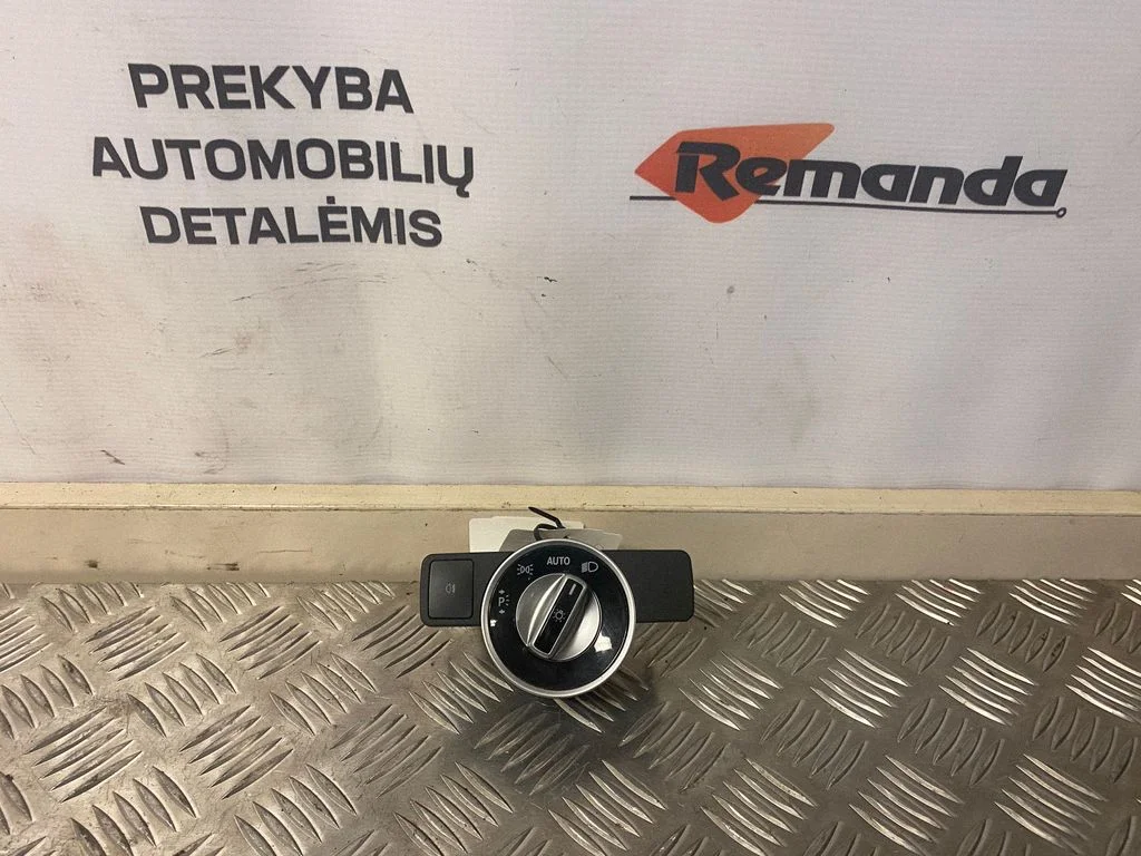 Gaismu slēdzis
