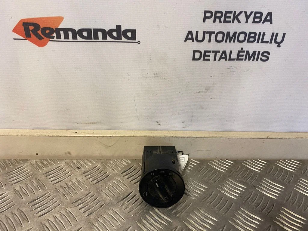Gaismu slēdzis