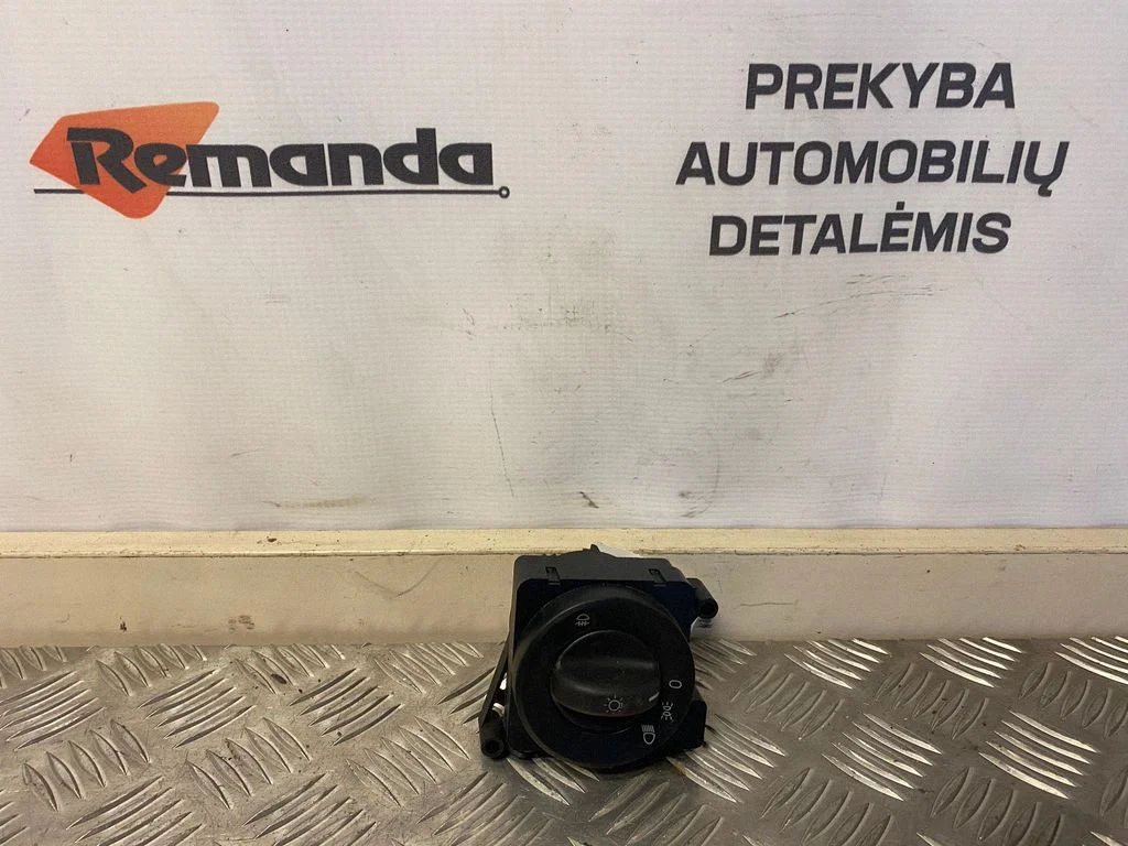 Przełącznik świateł A9065450104