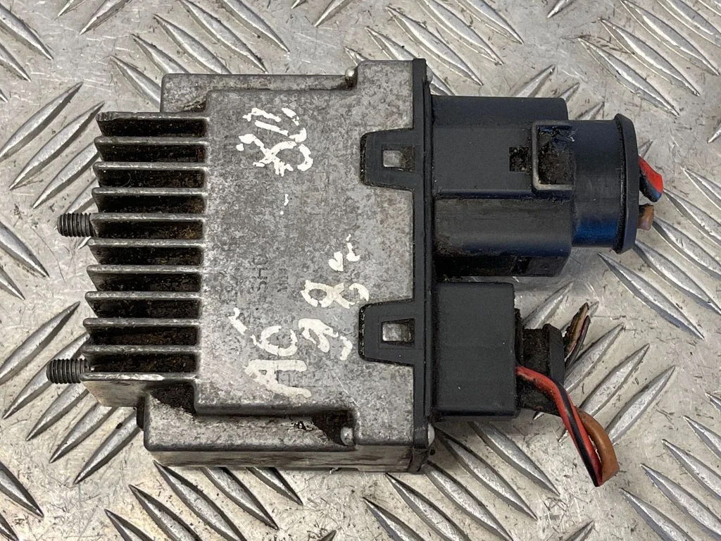 Coolant fan relay – Audi A6 Allroad C5 (1999-2005)
