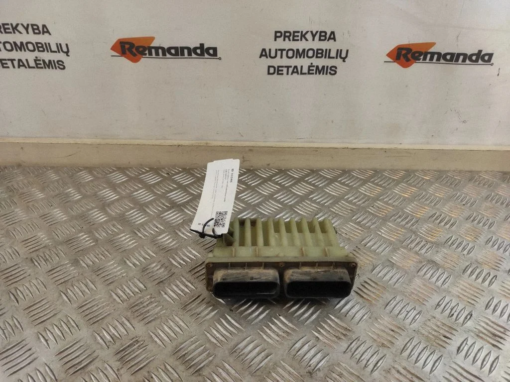 Dzesēšanas ventilatora relejs 09131732