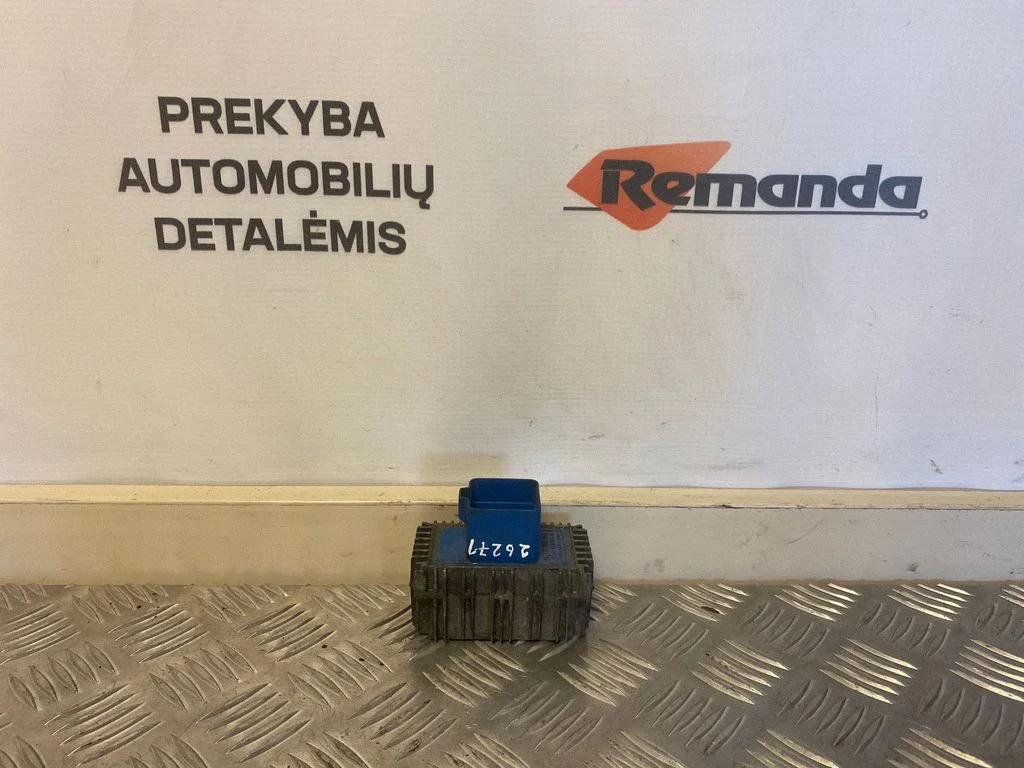 Kvēlsveču priekšuzsildes relejs 55353011