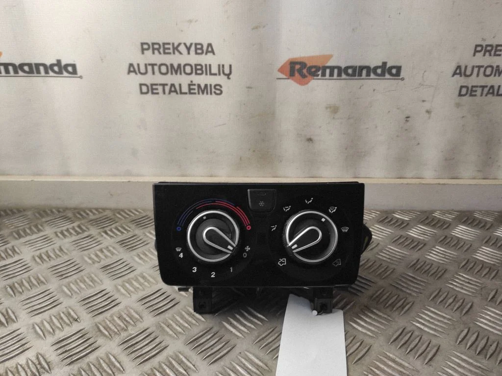 Climate control unit A72000500