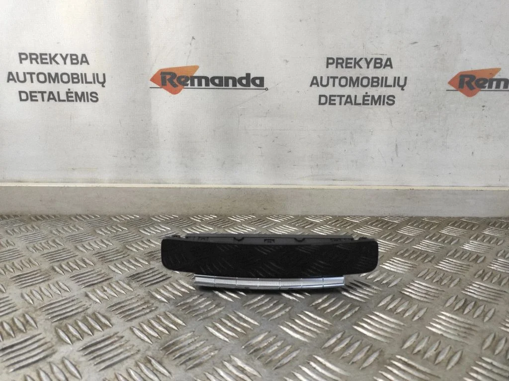 Gaisa kondicioniera/klimata/sildītāja vadības bloks (salonā) A2229062202