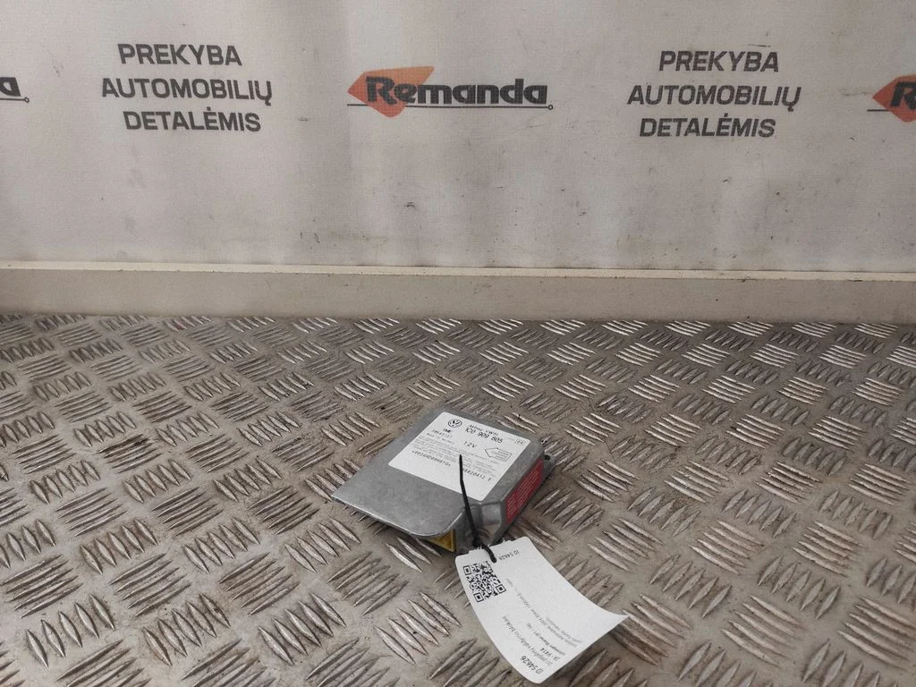 Oro pagalvių valdymo blokas