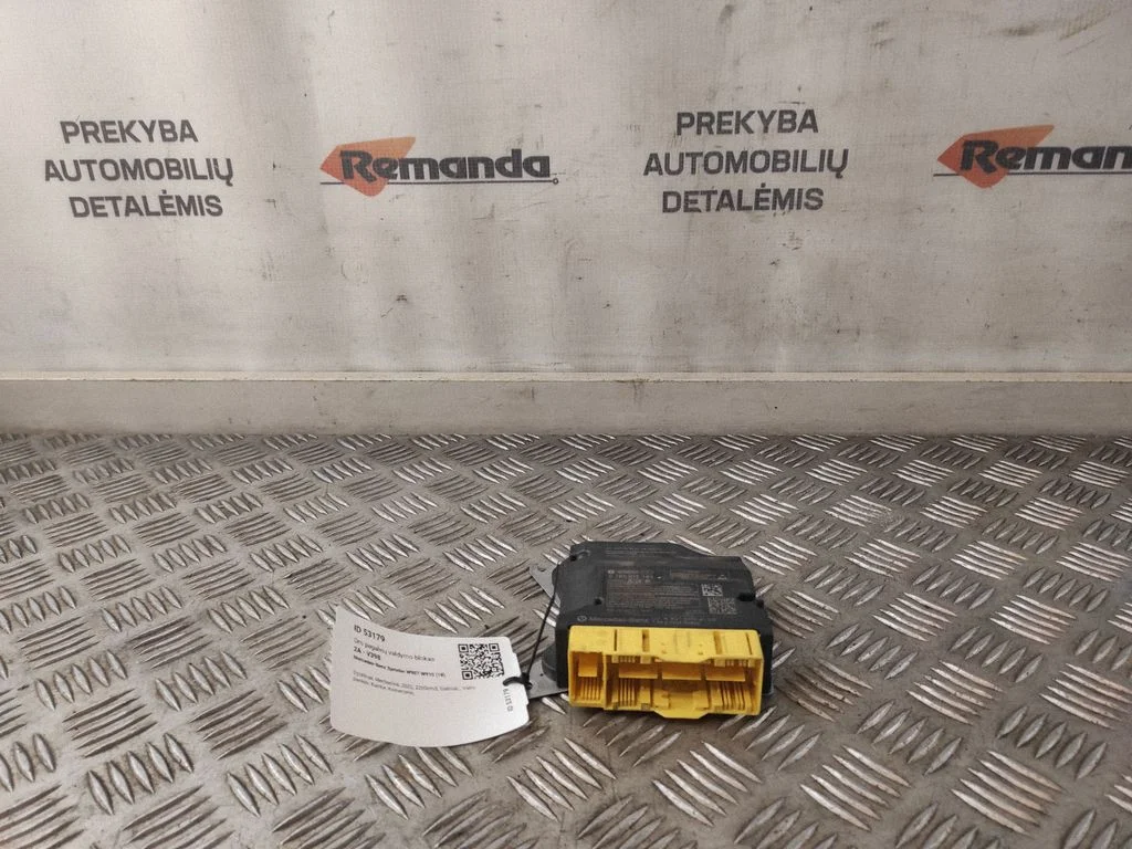 Oro pagalvių valdymo blokas
