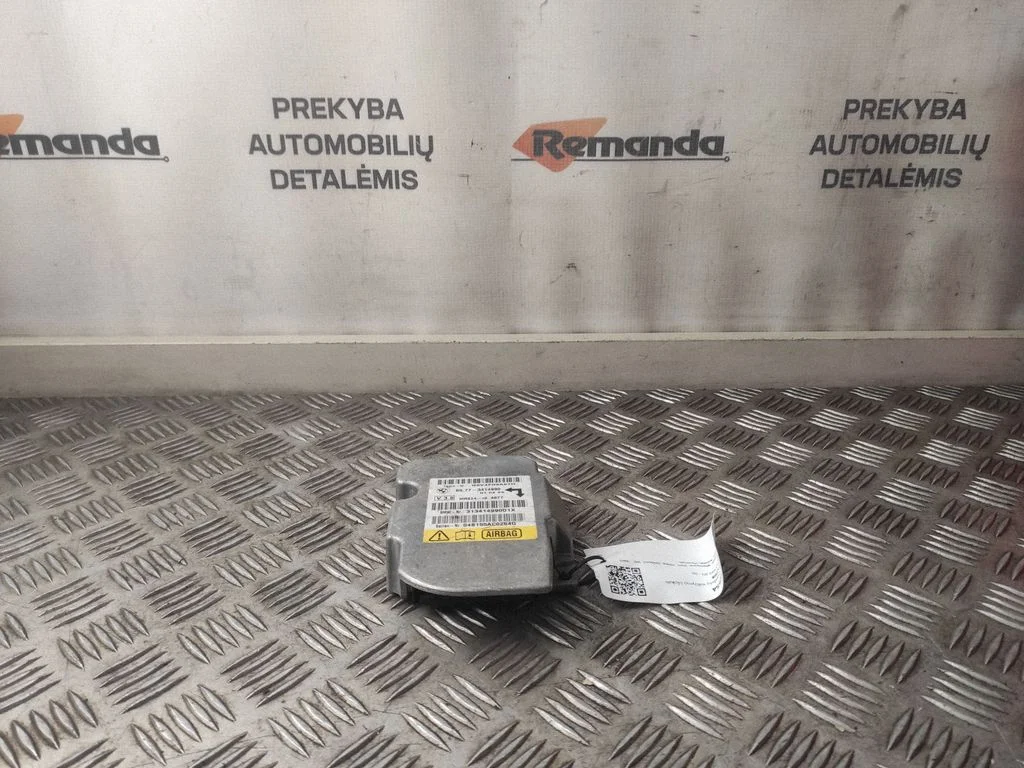Drošības spilvenu vadības bloks – BMW X3 E83 (2003-2010)