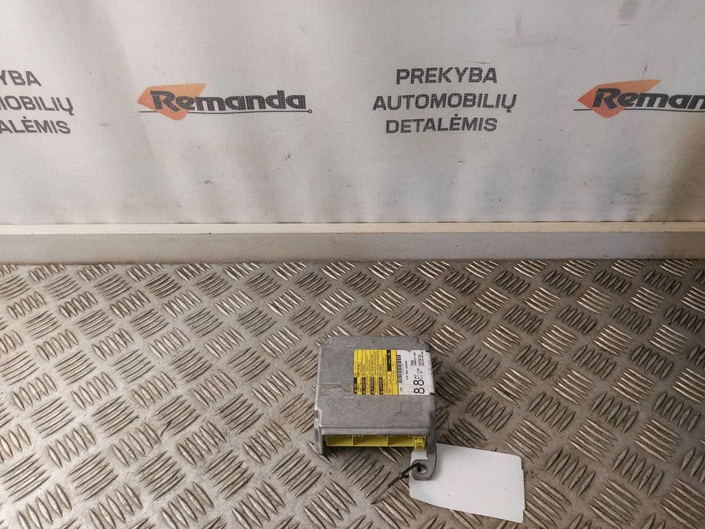 Drošības spilvenu vadības bloks 208623106
