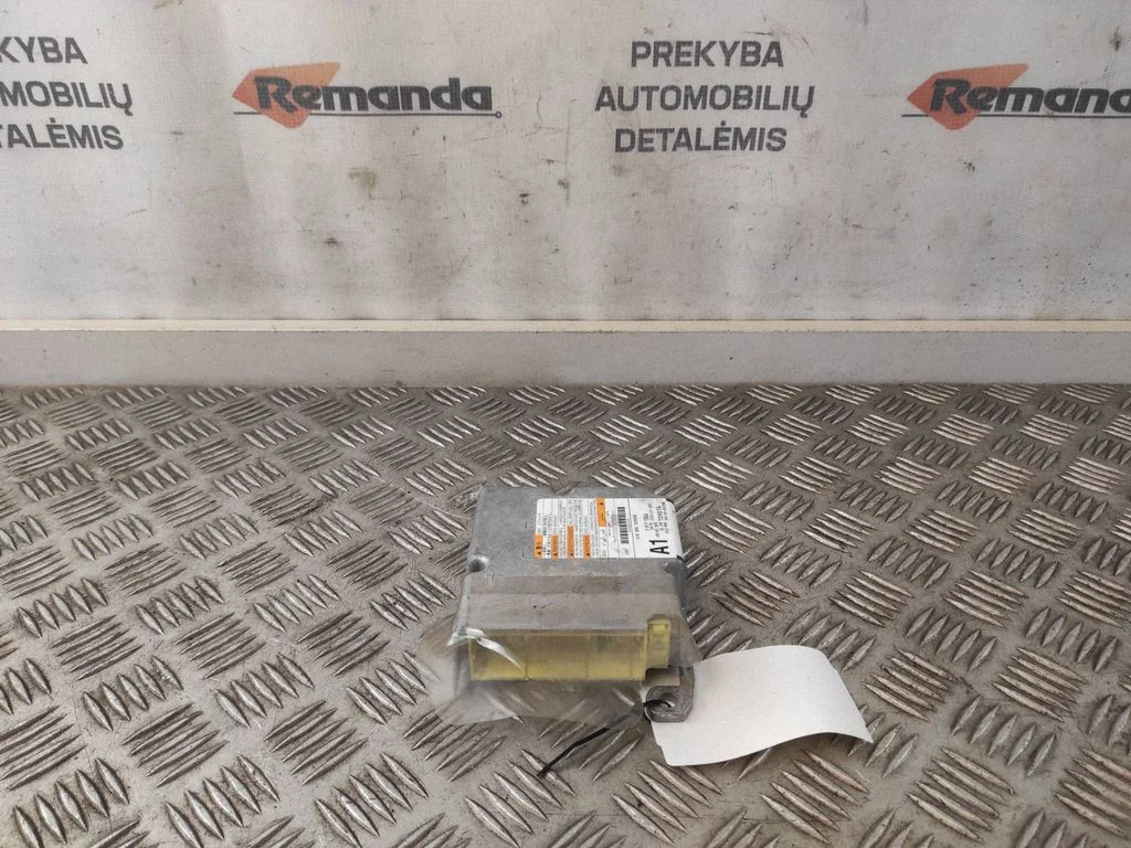 Airbag control unit/module – Toyota Avensis T270 (2015-2018)