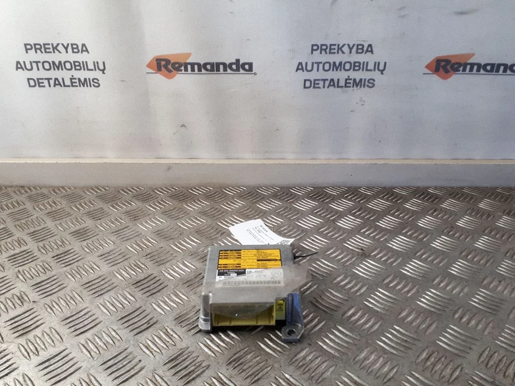 Oro pagalvių valdymo blokas