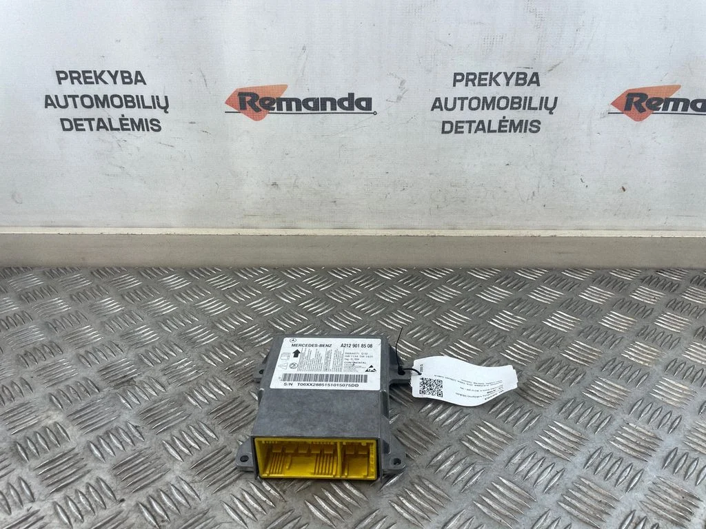 Drošības spilvenu vadības bloks