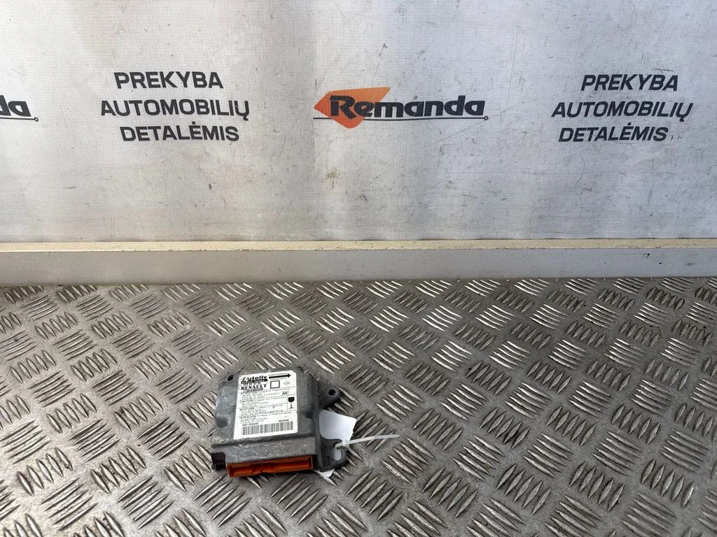 Airbag control unit/module – Renault Megane I (1995-2002)