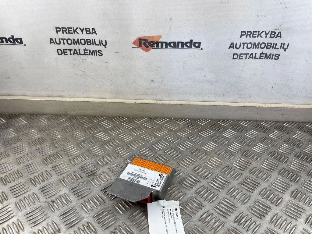 Drošības spilvenu vadības bloks 65778374799