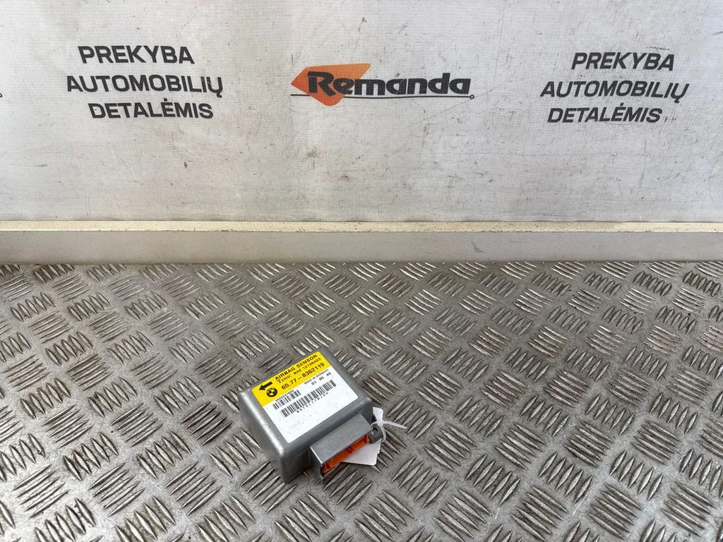 Drošības spilvenu vadības bloks 65778362119