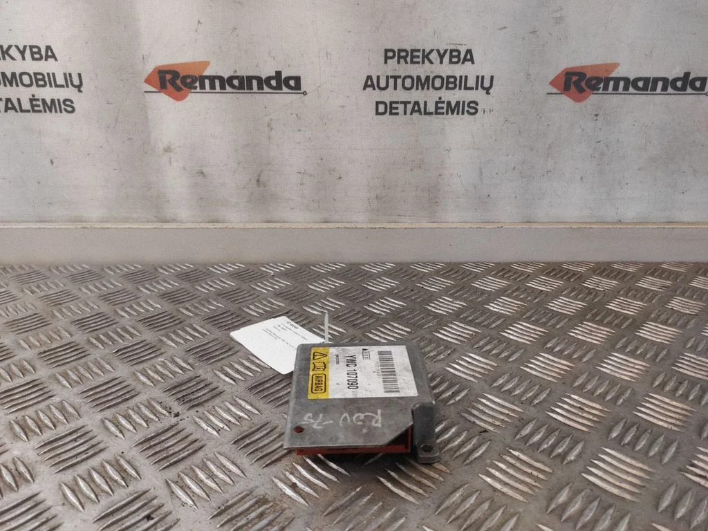 Drošības spilvenu vadības bloks YWC107090