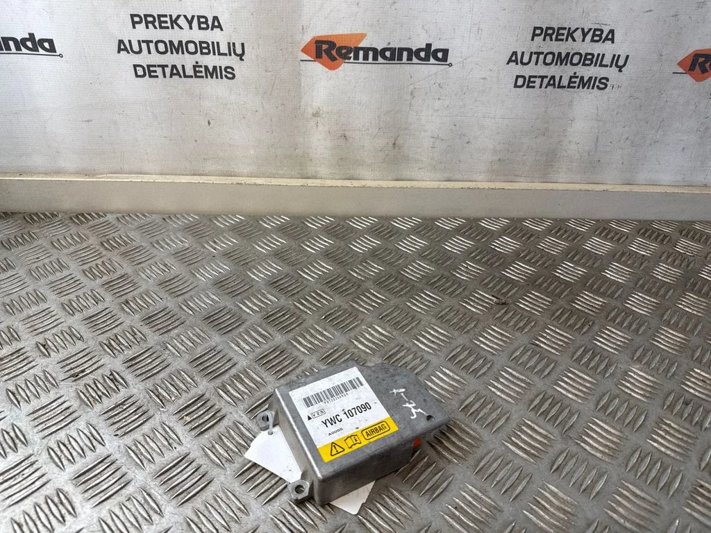 Drošības spilvenu vadības bloks YWC107090